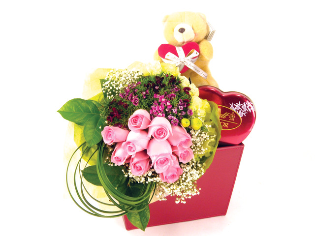 Florist Gift Set - Three Times the Charm (K) - P5105 Photo