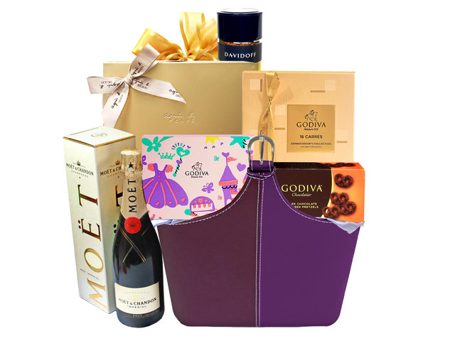 Wine n Food Hamper - Premium Champagne And Chocolate Gift Hamper FH31 - L32613 Photo